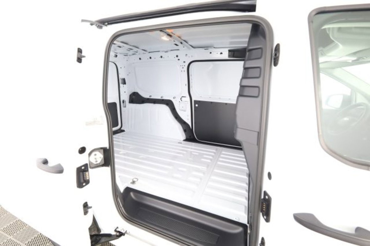 Ford Transit Connect  2.0 diesel 102cv L2H1 Trend (12)