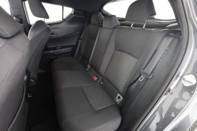 Toyota Toyota C-HR 2.0 Hybrid E-CVT Lounge (3)