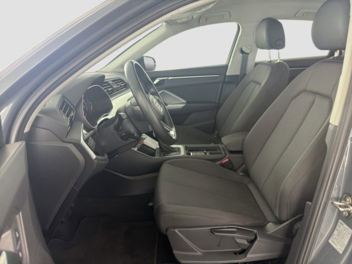 Audi Q3 Sportback 35 TDI quattro S tronic Business Plus (10)