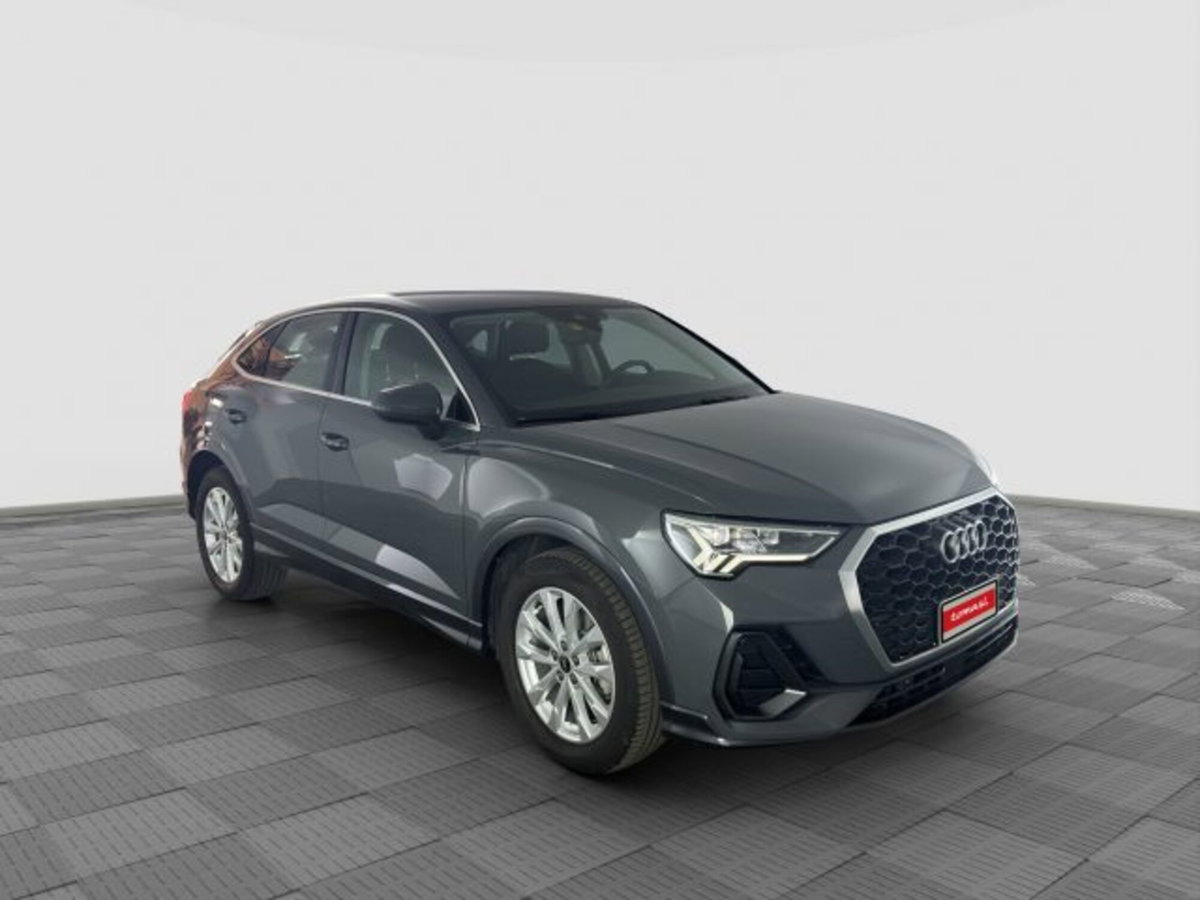 Audi Q3 Sportback 35 TDI quattro S tronic Business Plus (7)