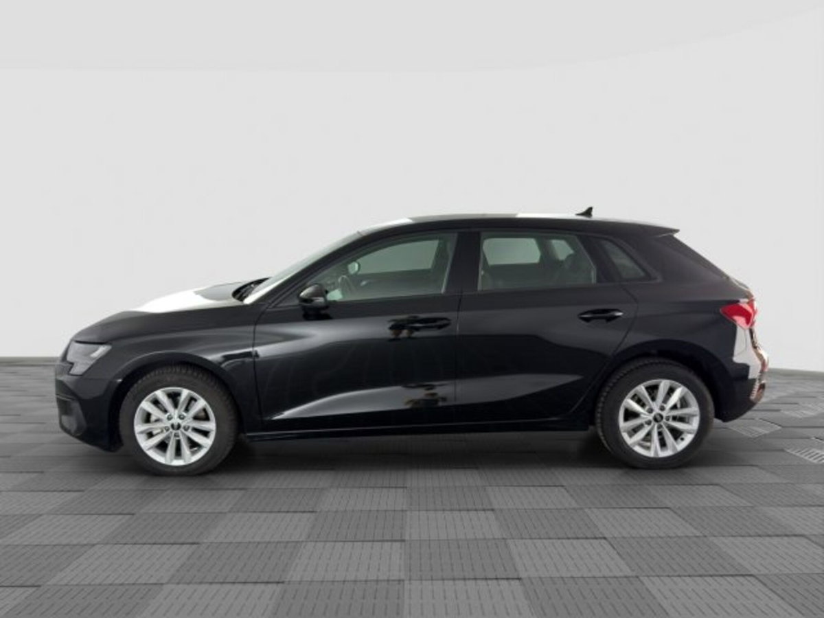 Audi A3 Sportback 30 TDI S tronic Business (2)