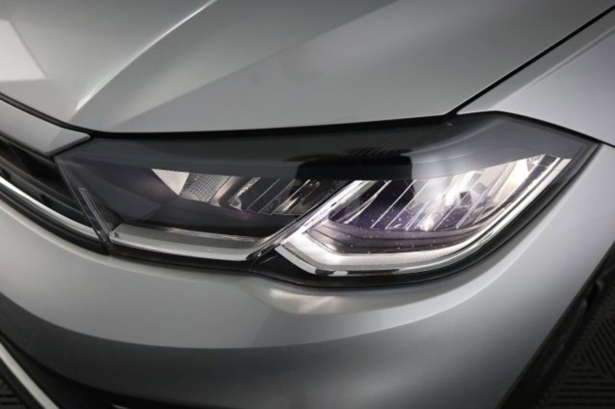 Volkswagen Polo 1.0 Life 80cv (9)