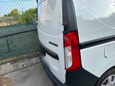Renault Kangoo 1.5 dCi 75CV 5 porte Stop & Start Life (4)