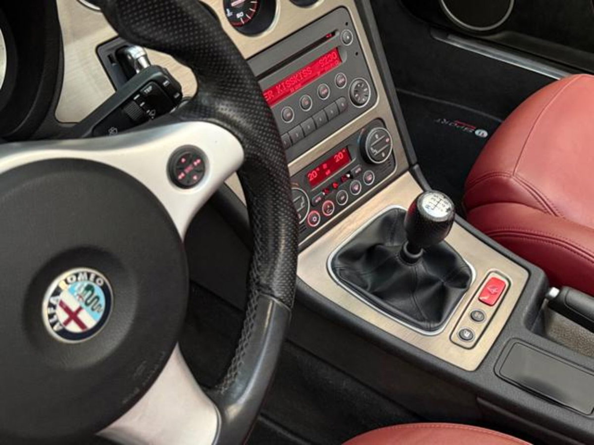 Alfa Romeo Spider 2.2 JTS Selespeed (10)