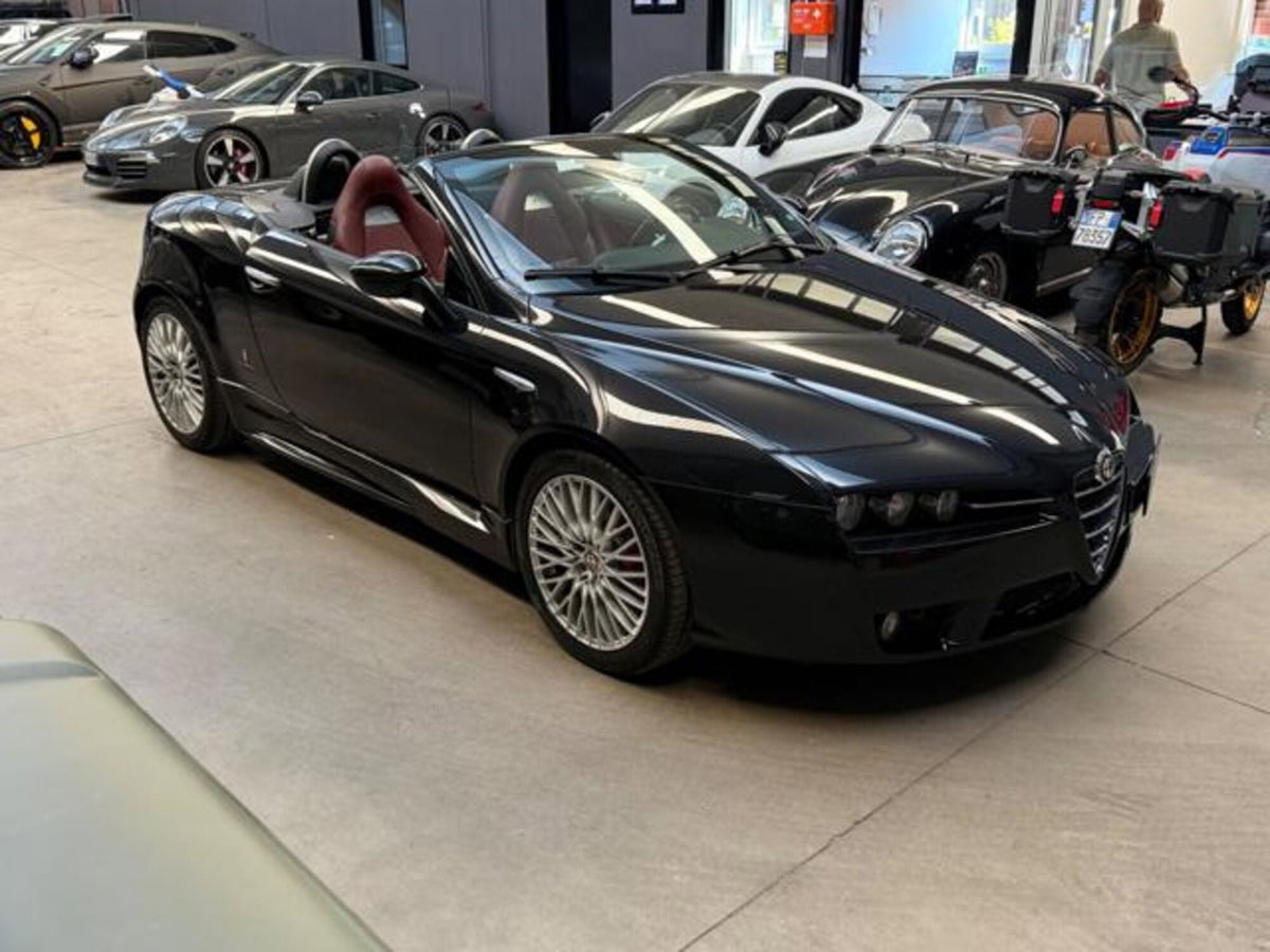 Alfa Romeo Spider 2.2 JTS Selespeed (3)