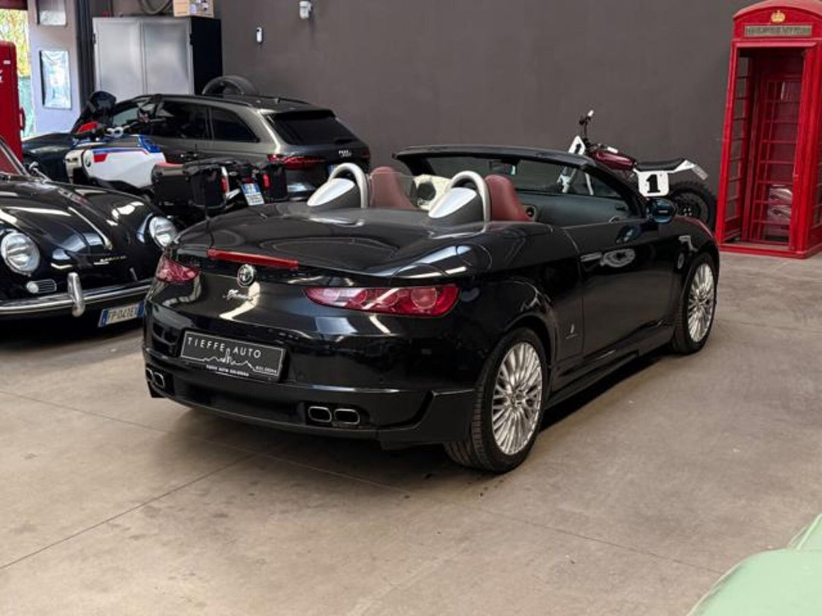 Alfa Romeo Spider 2.2 JTS Selespeed (4)