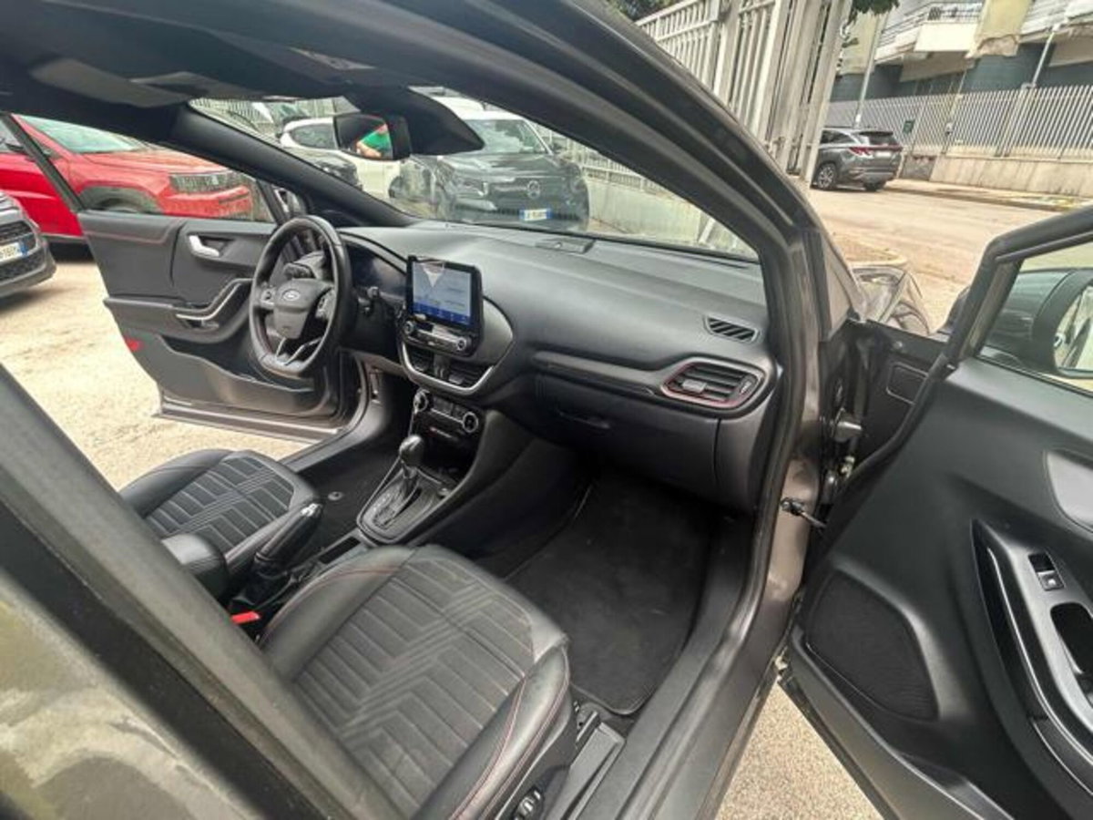 Ford Puma 1.0 EcoBoost Hybrid 125 CV S&S aut. ST-Line X (5)