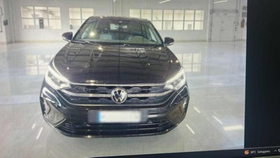 Volkswagen Taigo 1.0 TSI 110 CV DSG R-Line (3)