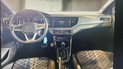 Volkswagen Taigo 1.0 TSI 110 CV DSG R-Line (8)