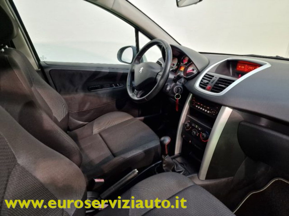 Peugeot 207 HDi 70CV 5p. Access (12)
