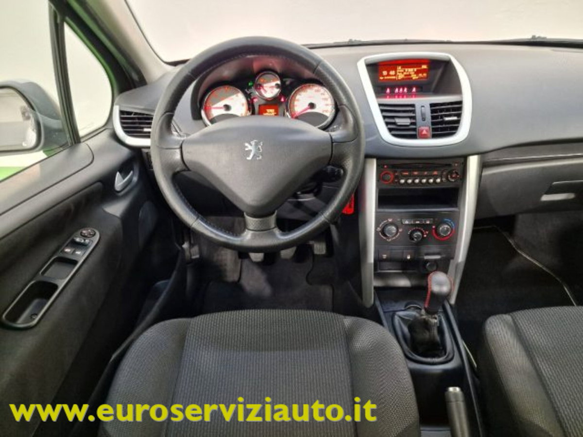 Peugeot 207 HDi 70CV 5p. Access (15)