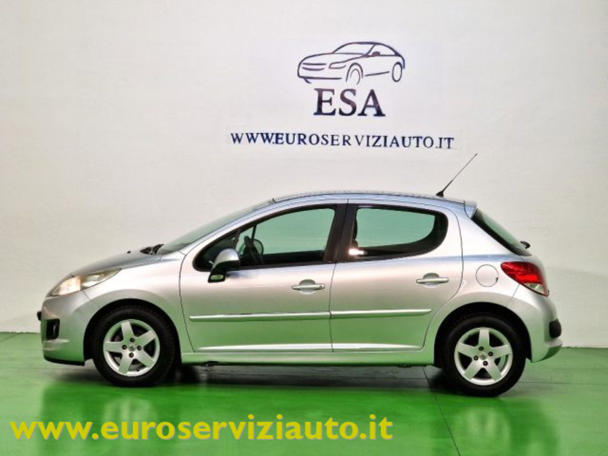 Peugeot 207 HDi 70CV 5p. Access (5)