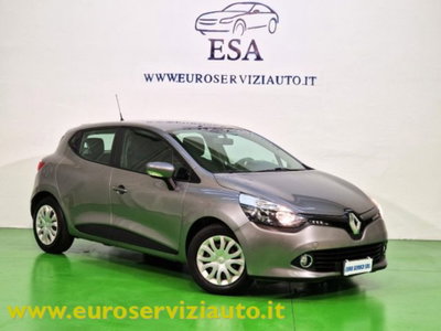Renault Clio 1.2 75CV 5 porte Wave (4)
