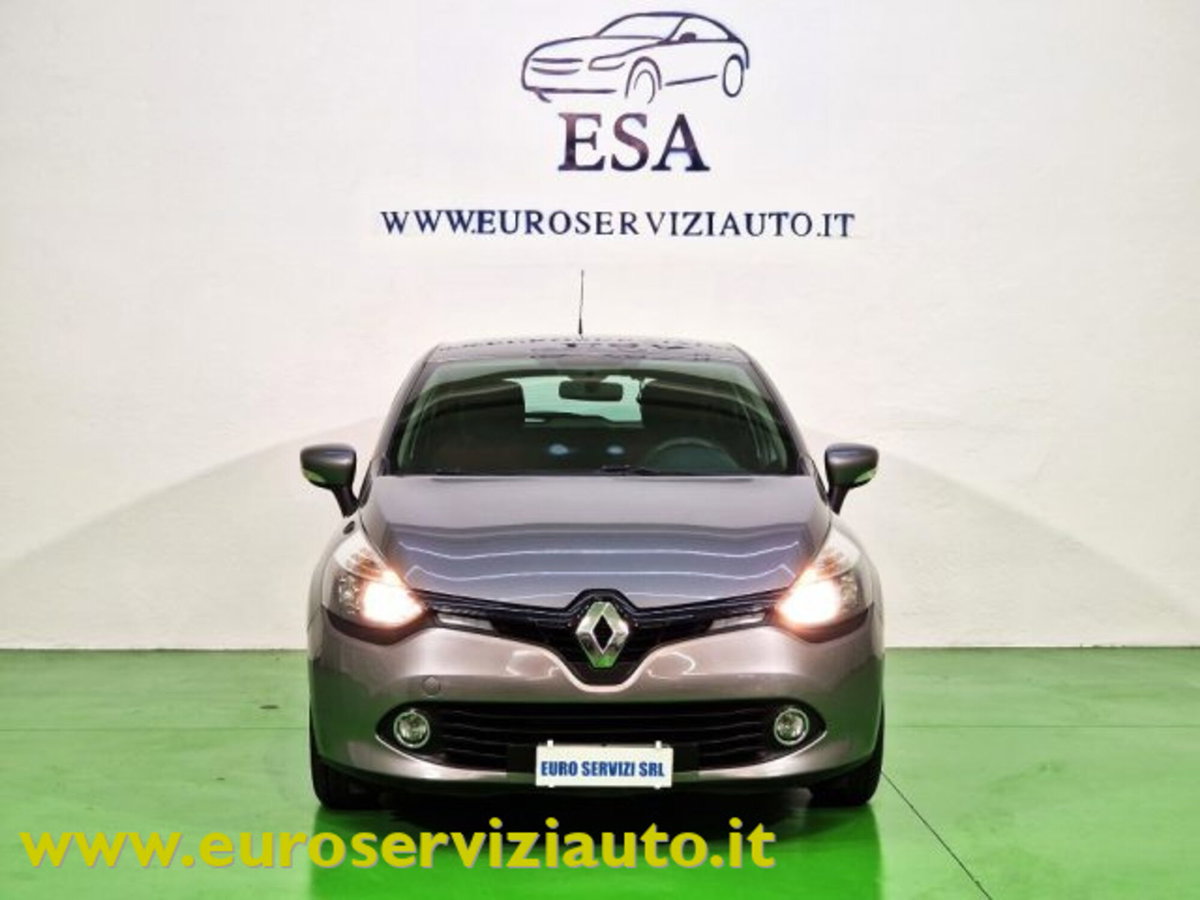 Renault Clio 1.2 75CV 5 porte Wave (7)