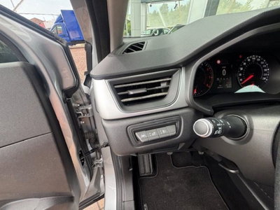 Renault Captur TCe 100 CV Zen (12)