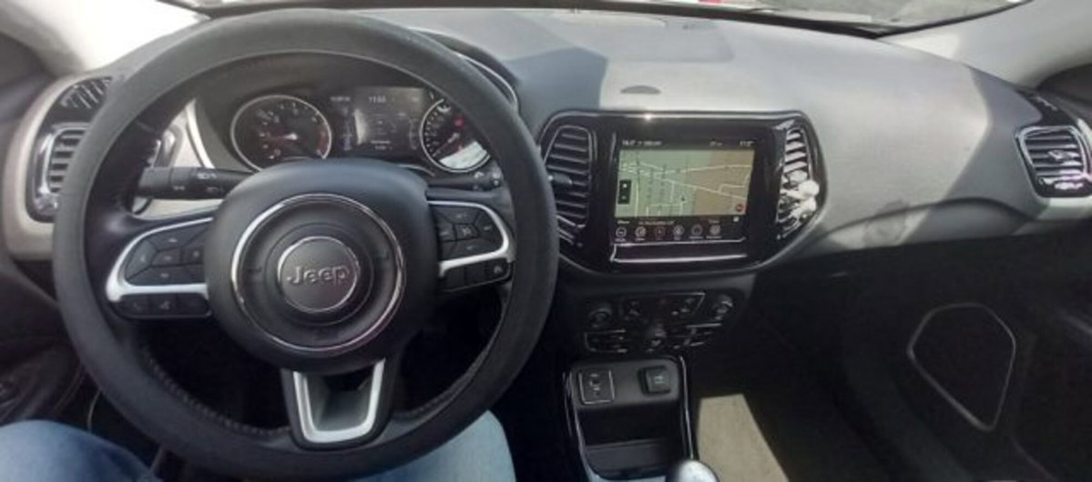 Jeep Compass 1.6 Multijet II 2WD Limited (11)