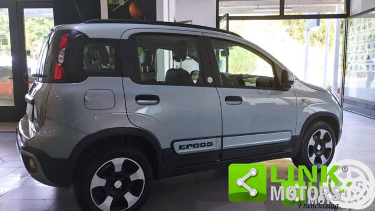 Fiat Panda Cross 1.0 firefly hybrid Cross s&s 70cv 5p.ti (5)