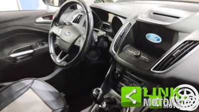 Ford C-Max 1.5 TDCi 120CV Powershift Start&Stop Titanium (19)