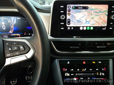 Volkswagen T-Roc 2.0 tdi Life 115cv (12)
