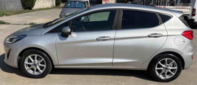 Ford Fiesta 1.1 75 CV 5 porte Titanium (2)