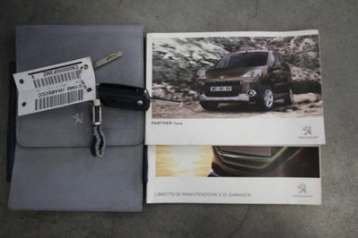 Peugeot Partner 1.6 HDi 92CV Outdoor (17)