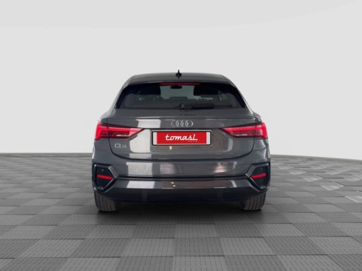 Audi Q3 Sportback 35 TDI quattro S tronic Business Plus (4)