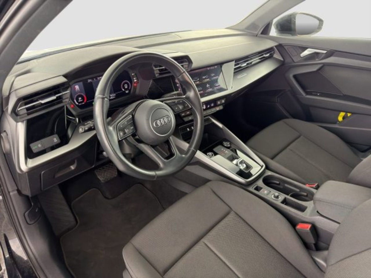 Audi A3 Sportback 30 TDI S tronic Business (9)