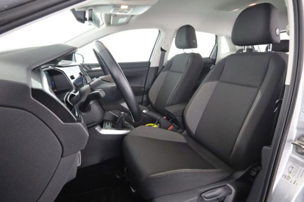 Volkswagen Polo 1.0 Life 80cv (2)