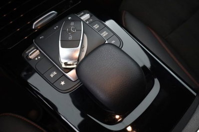 Mercedes-Benz Classe A 250 e Automatic EQ-Power Premium (14)