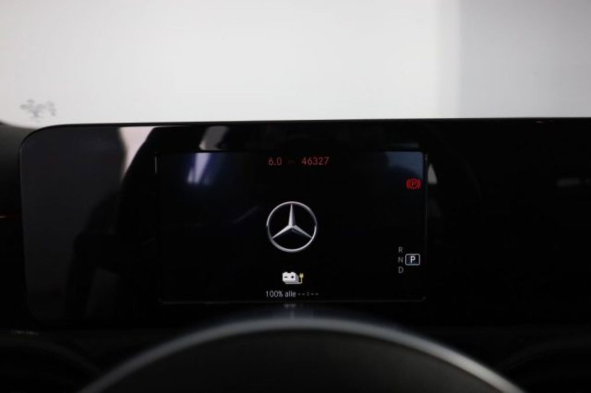 Mercedes-Benz Classe A 250 e Automatic EQ-Power Premium (7)