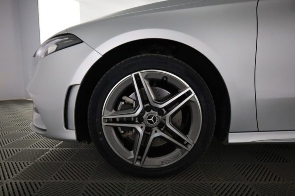Mercedes-Benz Classe A 250 e Automatic EQ-Power Premium (8)