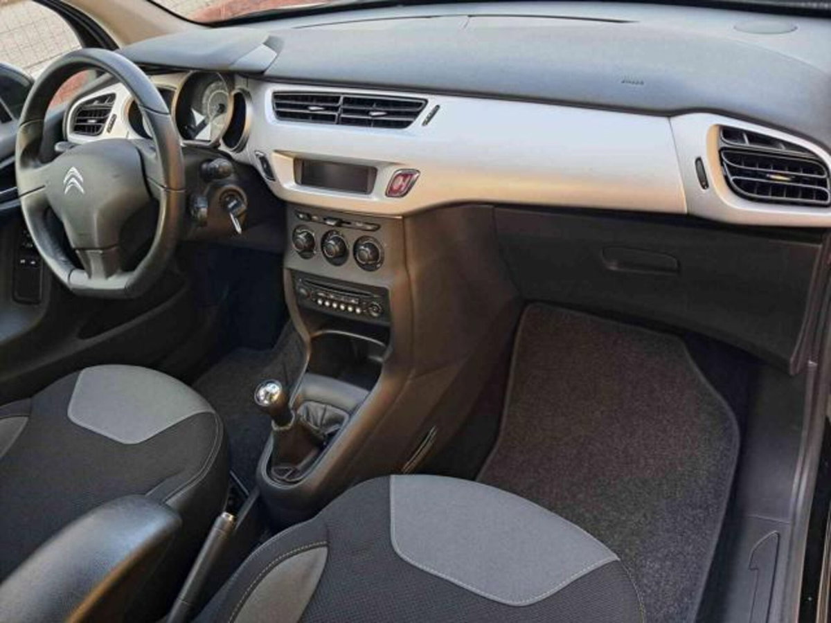 Citroen C3 1.1 Exclusive Style (17)
