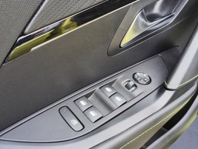 Peugeot 208 PureTech 100 Stop&Start 5 porte GT (19)