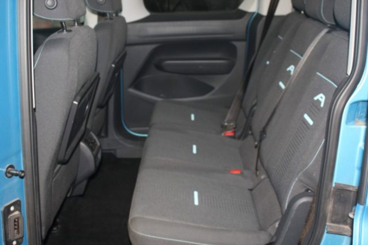 Ford Tourneo Connect 2.0 EcoBlue 122 CV Active (7)