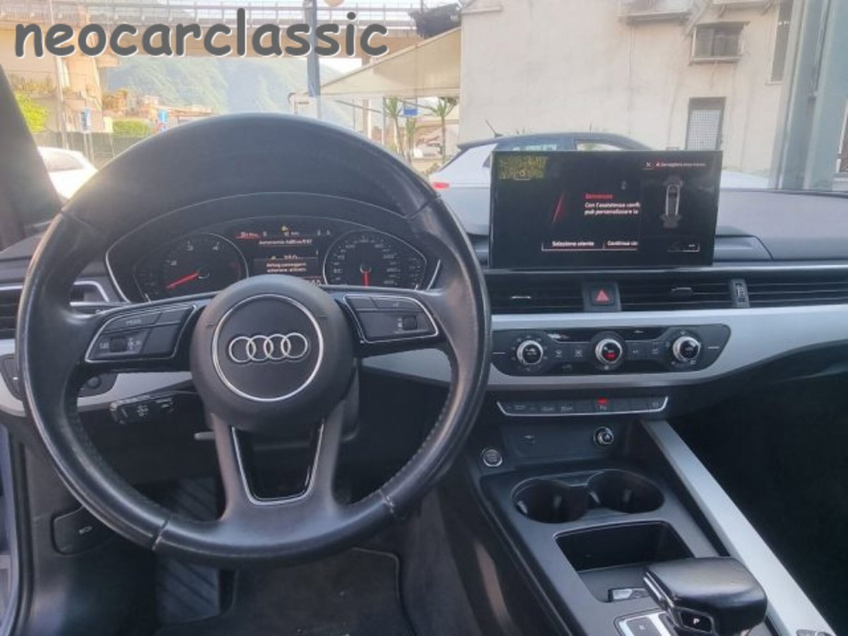 Audi A4 Avant 30 TDI/136 CV S tronic Business Advanced (9)