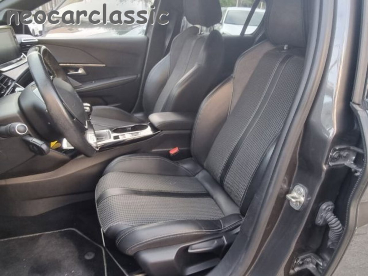 Peugeot 208 PureTech 100 Stop&Start 5 porte GT Line (13)
