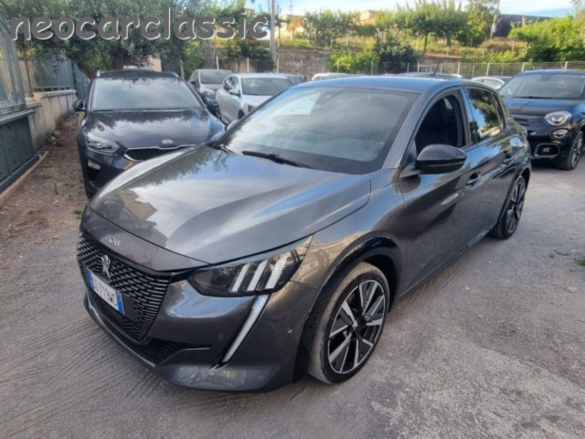 Peugeot 208 PureTech 100 Stop&Start 5 porte GT Line (2)