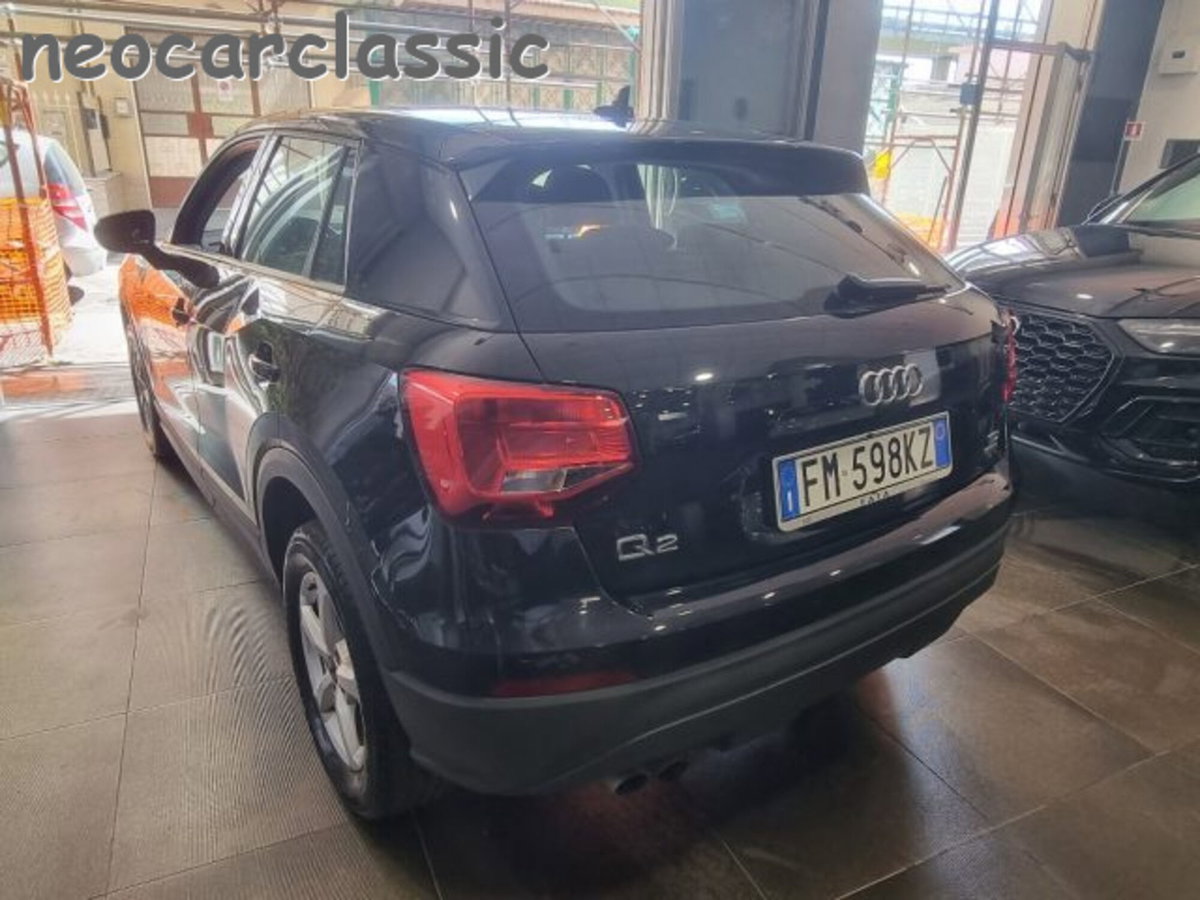 Audi Q2 Q2 2.0 TDI quattro S tronic Business (5)