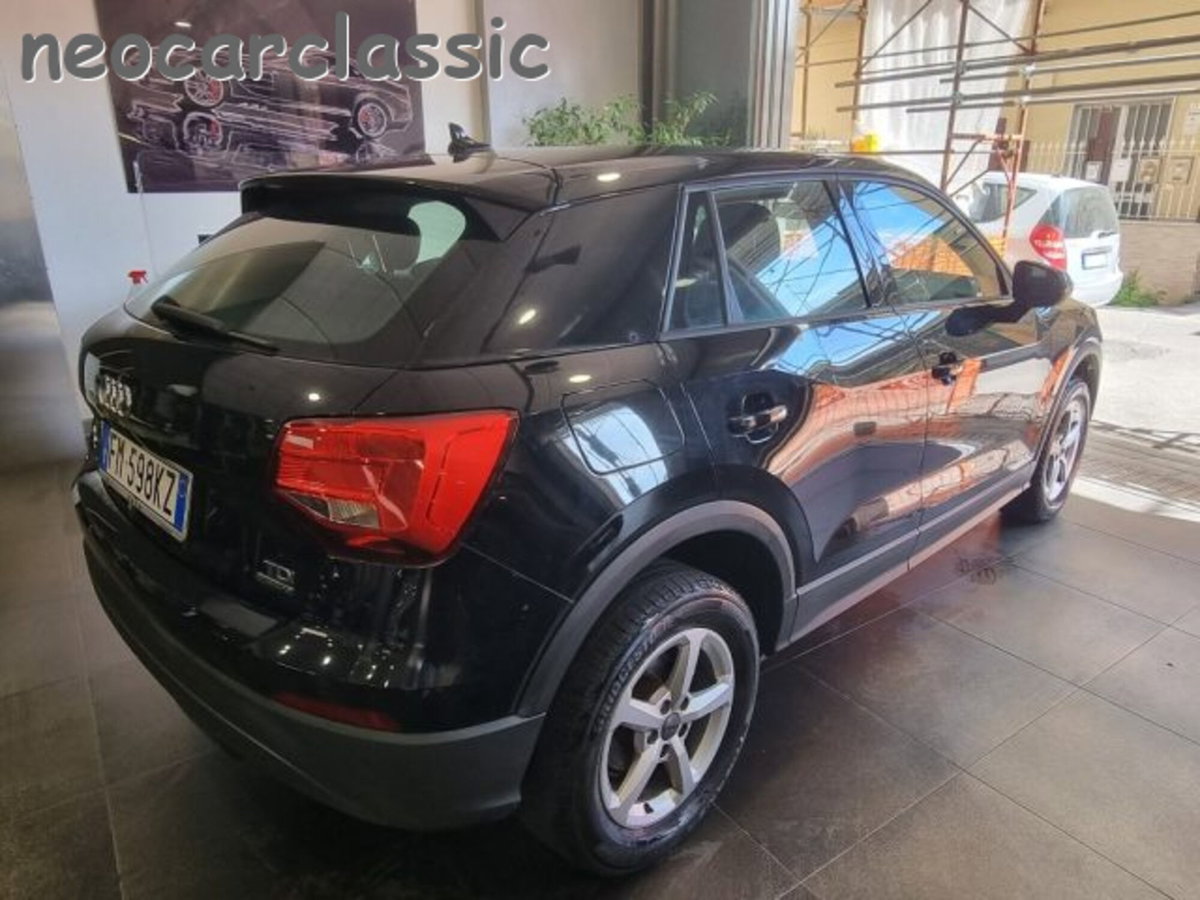 Audi Q2 Q2 2.0 TDI quattro S tronic Business (6)