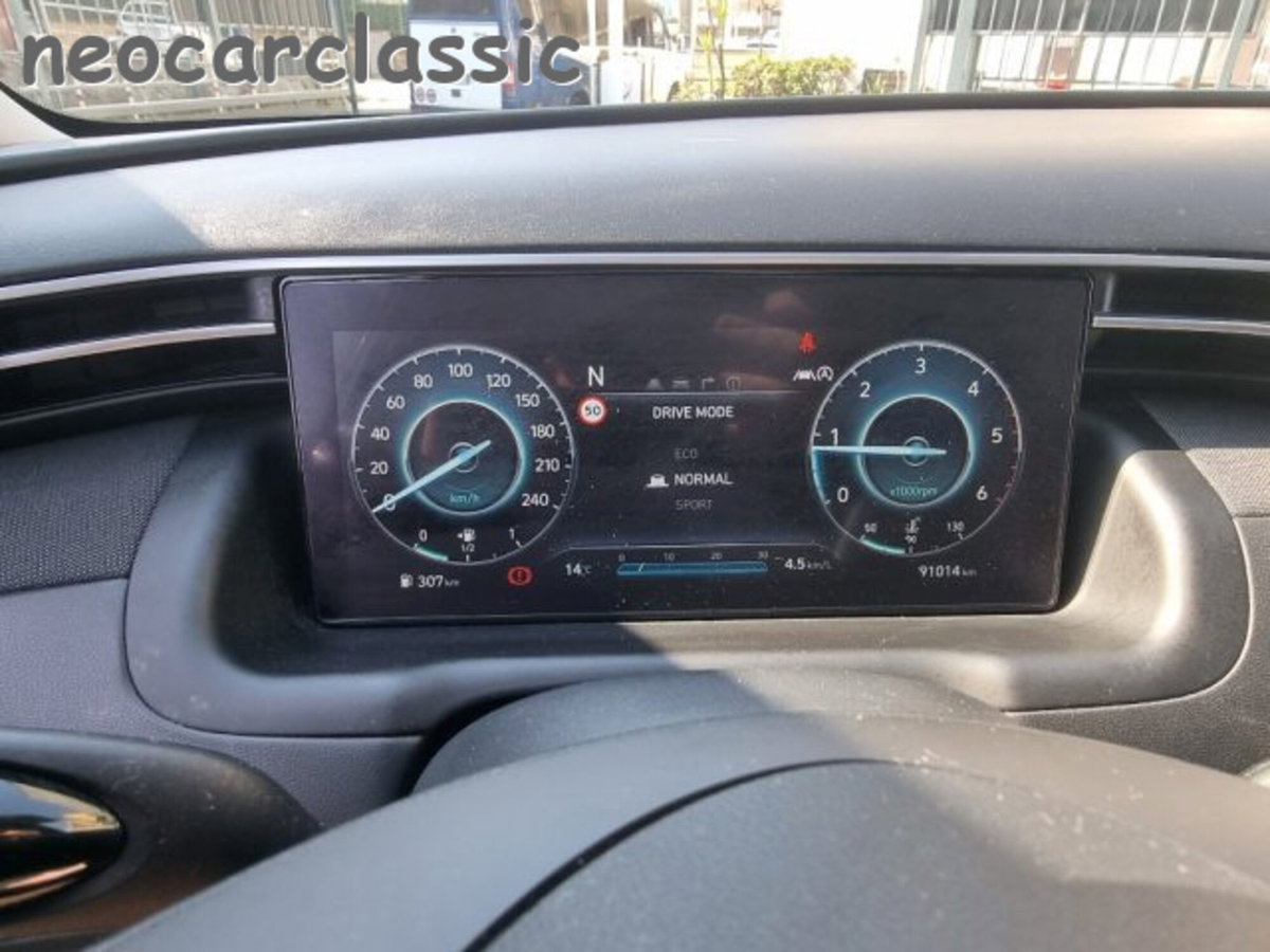 Hyundai Tucson 1.6 crdi 48V Xline 2wd dct (9)