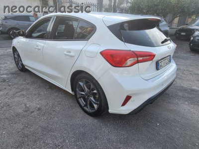 Ford Focus 1.0 EcoBoost Hybrid 125 CV Power. 5p. ST-Line Design (6)
