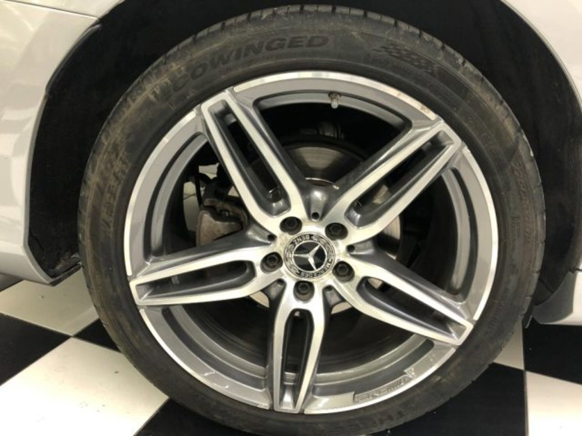 Mercedes-Benz Classe E Station Wagon 220 d 4Matic Auto Premium All-Terrain (9)