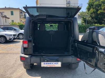 Jeep Wrangler Unlimited 2.8 CRD DPF Rubicon Auto (8)