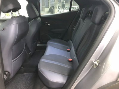 Peugeot 2008 PureTech 130 S&S Allure (11)