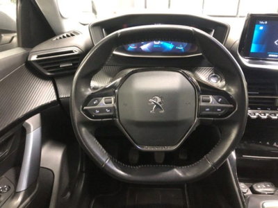Peugeot 2008 PureTech 130 S&S Allure (13)