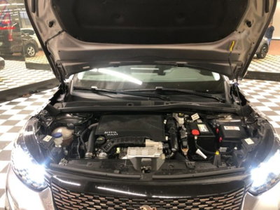 Peugeot 2008 PureTech 130 S&S Allure (18)