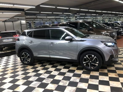 Peugeot 2008 PureTech 130 S&S Allure (8)