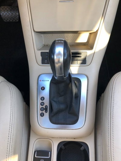 Volkswagen Tiguan 2.0 TDI DPF 4MOTION DSG Sport & Style (20)