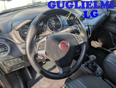 Fiat Punto 1.3 MJT II 75 CV 5 porte Lounge (10)