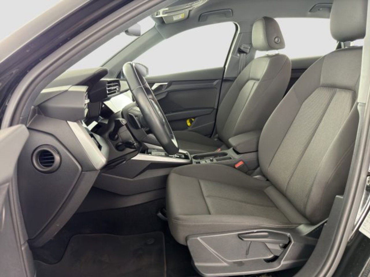 Audi A3 Sportback 30 TDI S tronic Business (10)